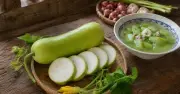 Bầu: Thực phẩm giàu nước giúp giải nhiệt ngày nắng nóng