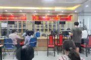 Cụ bà 97 tuổi bị chậm trợ cấp vì sai sót hồ sơ sau sáp nhập phường