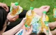Cô chủ quán miền Tây trúng 50 triệu từ xé nhãn Number 1, tiếp tục hy vọng mùa hè mới