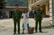 Cô gái 19 tuổi lạc hàng trăm km khi bắt xe đi Hà Nội tìm việc