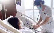 Cô gái 29 tuổi suy thận cấp vì thói quen nhiều người mắc trong ngày nắng nóng