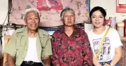 Cụ ông gửi quà suốt 8 năm cho cô gái từng giúp đỡ trên tàu điện