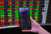 Cổ phiếu ngân hàng phân hóa, VN-Index giảm điểm