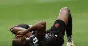 Canada đại thắng Qatar 6-0, David lập hat-trick, Madibo nhận thẻ đỏ