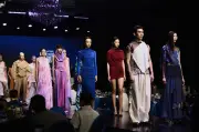 Các nhà thiết kế nhà hàng trước giờ G Tuần lễ Thời trang Quốc tế