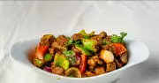 Cách làm bò sốt tiêu đen mềm ngon, đậm đà hương vị như nhà hàng