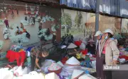 Chợ Chuông Hà Nội: Gần nửa thế kỷ giữ nghề nón lá truyền thống trăm năm