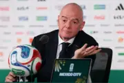 Chủ tịch FIFA bị chỉ trích vì mỉa mai Italy không dự World Cup
