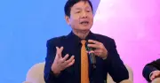 Chủ tịch FPT: Doanh nhân không phải 'trọc phú', họ làm việc không ngừng nghỉ