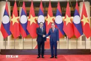 Chủ tịch Quốc hội hội kiến Thủ tướng Lào Sonexay Siphandone