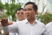 Chủ tịch TP.HCM kiểm tra rạch Xuyên Tâm, cảm ơn người dân ủng hộ