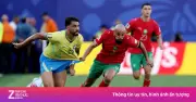 Chiến thuật 'đá ra biên' gây sốt ở trận Brazil - Morocco