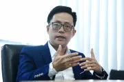 Chứng khoán giảm liên tiếp, nhà đầu tư nên làm gì?