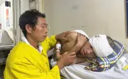 Chàng trai người H'Mông nghèo mắc bệnh hiểm nghèo cần sự trợ giúp
