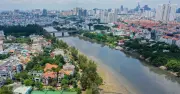 Chênh lệch giá căn hộ khu Tây và Đông TP.HCM lên tới 3 lần