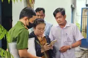 Chính quyền phường Linh Xuân thăm hỏi, hỗ trợ gia đình nạn nhân vụ cháy