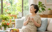 Chuẩn bị 3 điều để con cái không can thiệp cuộc sống riêng tuổi già