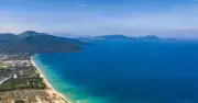 Chuyển từ khai thác sang văn hóa quản trị biển để phát triển bền vững