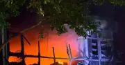 Cháy biệt thự liền kề ở Hà Nội, lửa bao trùm tầng tum