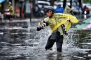 Cản trở nhà báo tác nghiệp trái pháp luật có thể bị phạt tới 30 triệu đồng
