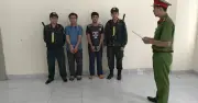 Công an TPHCM bắt giám đốc công ty giày dép vì sản xuất dép giả CROCS