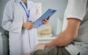 Cảnh báo vết loét miệng kéo dài trên 2 tuần không lành có thể là dấu hiệu ung thư