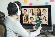 Con người trả giá đắt khi phụ thuộc AI và mạng xã hội