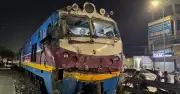 CSGT đề nghị khởi tố vụ xe tải chở cát va chạm tàu hỏa tại Hà Nội