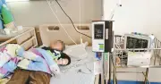 Cậu bé 13 tuổi suy hô hấp nguy kịch vì ăn bánh kem và uống nước ngọt
