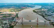 Cầu dây văng cao nhất Việt Nam trên tuyến Bến Lức - Long Thành sắp hợp long