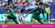 Cầu thủ gốc Việt Ibrahim Maza tỏa sáng dù Algeria thua Argentina 0-3