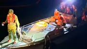 Cứu thành công 9 thuyền viên tàu cá chìm trên biển Đảo Trần