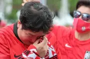 CĐV Hàn Quốc khóc nức nở không tin đội nhà bị loại khỏi World Cup 2026