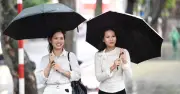 Dự báo thời tiết 27/6: Miền Bắc tiếp tục mưa giông, Hà Nội 32 độ