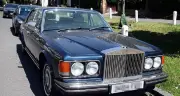 Dàn Rolls-Royce đỗ lì nhiều tháng trên phố, cư dân khu nhà giàu bất lực