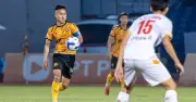 Doãn Ngọc Tân chia tay Thanh Hóa sau thẻ đỏ, trở về mái nhà Viettel