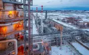 EU mở rộng trừng phạt, nhắm vào công ty vận tải biển của Gazprom và Lukoil