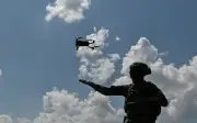 EU đề xuất gói trừng phạt thứ 21 nhắm vào ngân hàng và drone Nga