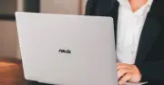 ExpertBook Ultra 100 triệu: Vũ khí công nghệ cho CEO thời 4.0