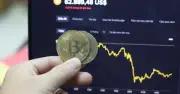 Giá Bitcoin hôm nay 19.6.2026: Nguy cơ sụp đổ khi giảm về 62.000 USD