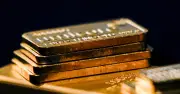 Giá vàng có thể rơi về 3.800 USD/ounce: Cảnh báo kịch bản tồi tệ