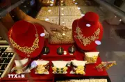 Giá vàng châu Á giảm do căng thẳng Trung Đông và áp lực lạm phát Mỹ