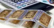 Giá vàng giảm mạnh, người mua lỗ gần 20 triệu đồng/lượng sau một tháng