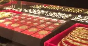Giá vàng giảm mạnh, SJC về 147 triệu đồng/lượng, chênh lệch thế giới 17 triệu