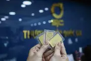 Giá vàng miếng SJC tiếp tục giảm sâu, mất 33 triệu đồng/lượng so với đỉnh