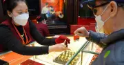 Giá vàng sáng 12.6 bật tăng 3 triệu đồng, lên trên 140 triệu đồng