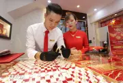 Giá vàng thế giới ổn định, chờ tín hiệu từ Trung Đông và Mỹ