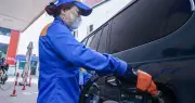 Giá xăng dầu hôm nay 24/6: Dầu thế giới giảm, trong nước sắp điều chỉnh