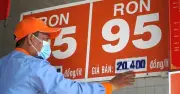 Giá xăng dầu hôm nay 9.6: Tiếp đà tăng, trong nước có thể tăng nhẹ