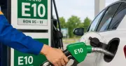 Giá xăng E10 giảm mạnh hơn 1.000 đồng/lít từ chiều 4/6
